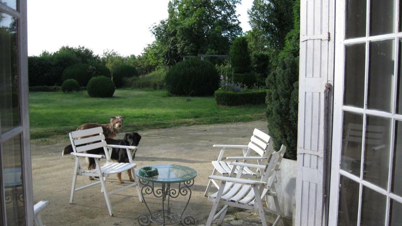 Bed and Breakfast Le Petit Bois Chateau-la-Valliere Zewnętrze zdjęcie